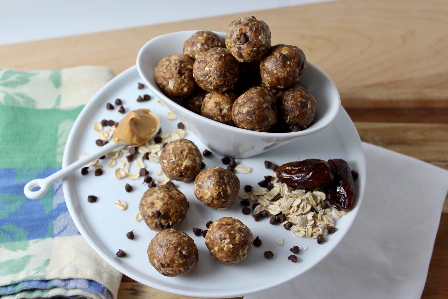 Peanut Butter Cup Energy Balls | epicuricloud (Tina Verrelli)