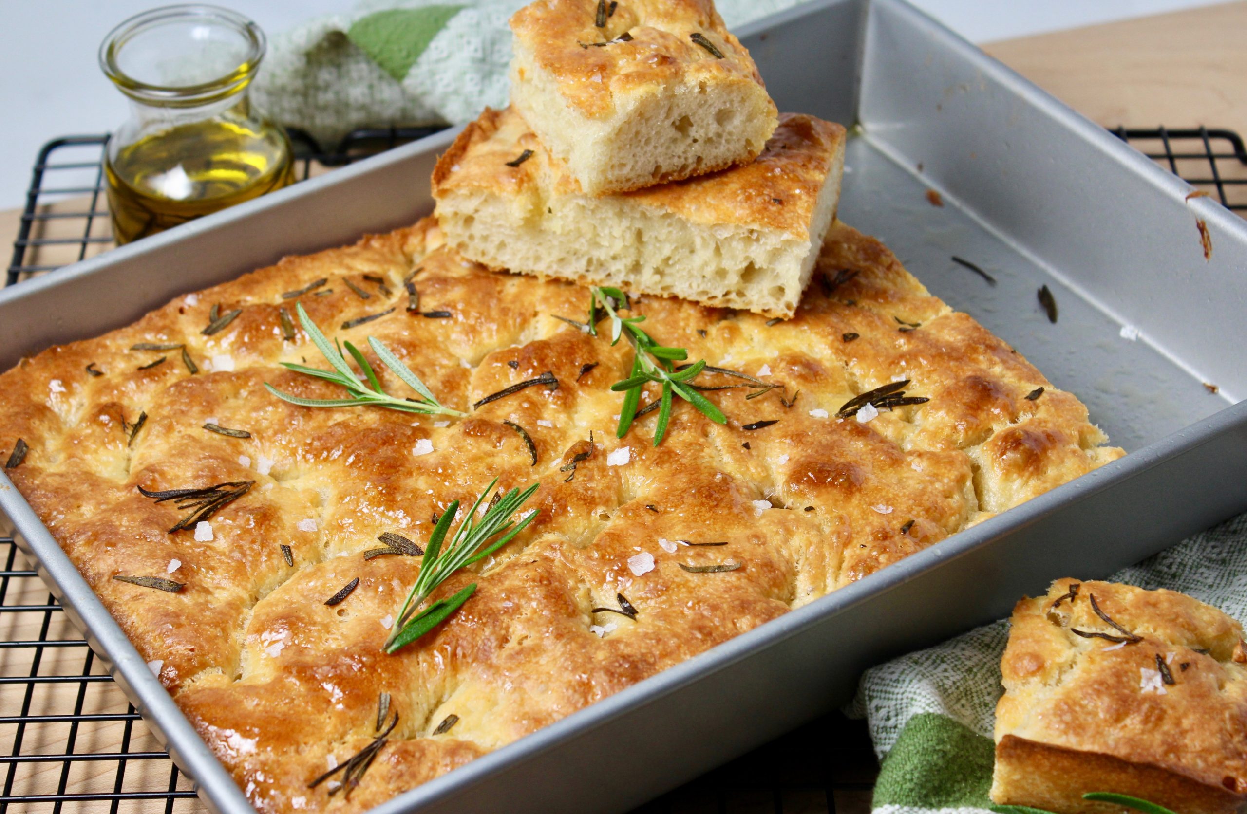 https://www.epicuricloud.com/wp-content/uploads/2020/06/Focaccia-Bread-front-view-scaled.jpg
